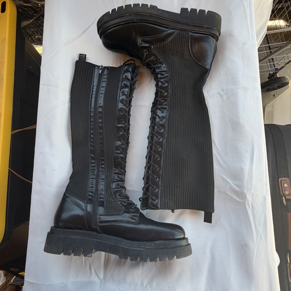 Truffle Collection Combat Boots Womens 10 Black Excellent Vegan Lug Sole Ribbed - Picture 12 of 16